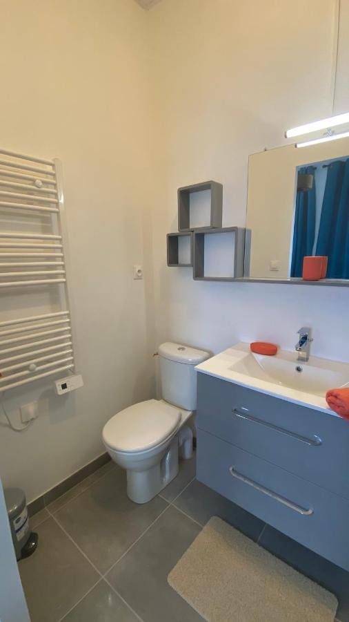 La Maison D'Angelique - Colocation Hoteliere A 150M Gare Tgv- Grande Cuisine Equipee & Salon - Fibre - Netflix Niort Exterior foto