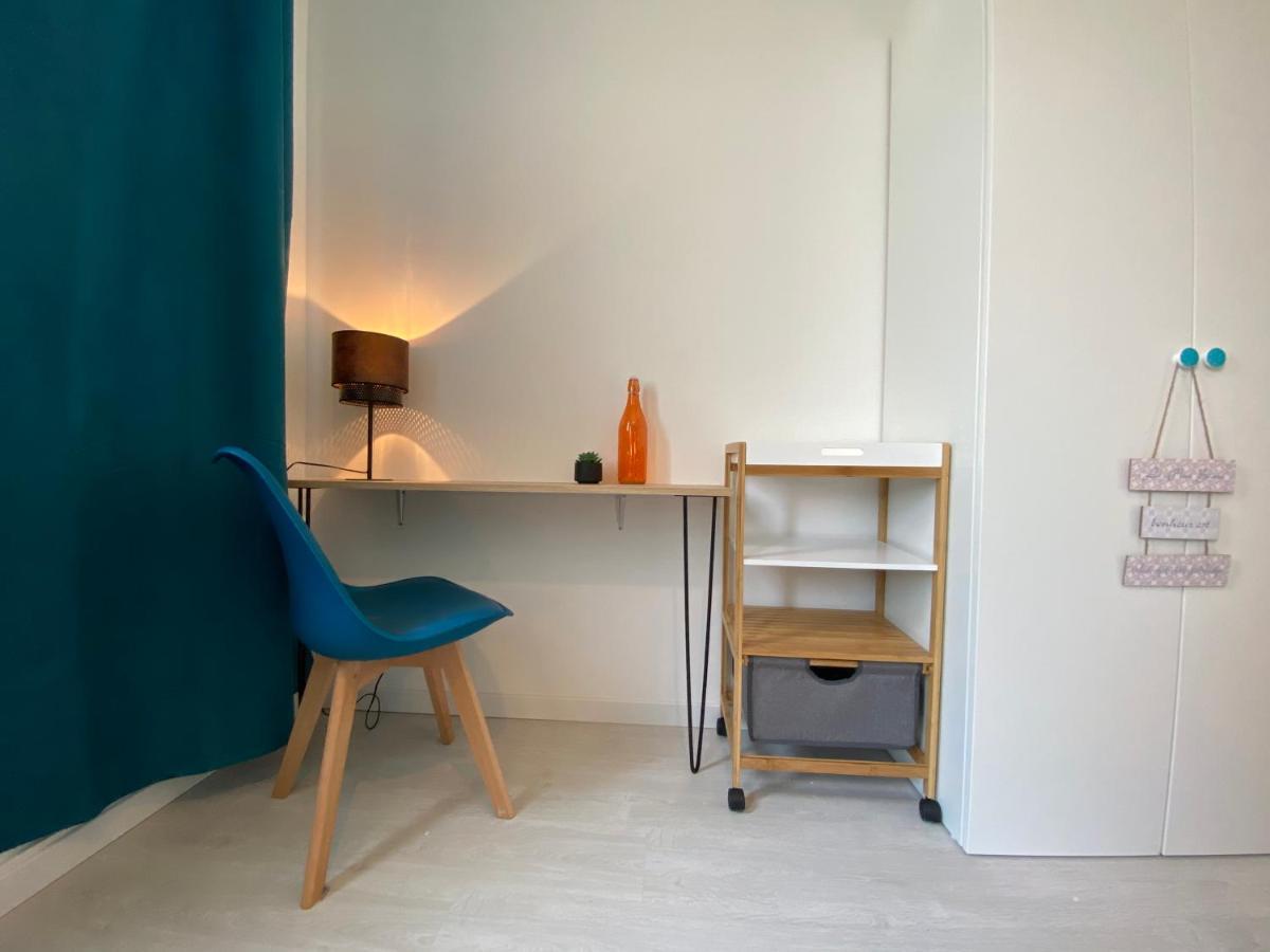 La Maison D'Angelique - Colocation Hoteliere A 150M Gare Tgv- Grande Cuisine Equipee & Salon - Fibre - Netflix Niort Exterior foto